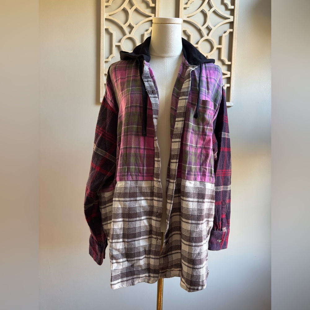BDG Urban Outfitters Spliced Plaid Flannel Hooded Shirt